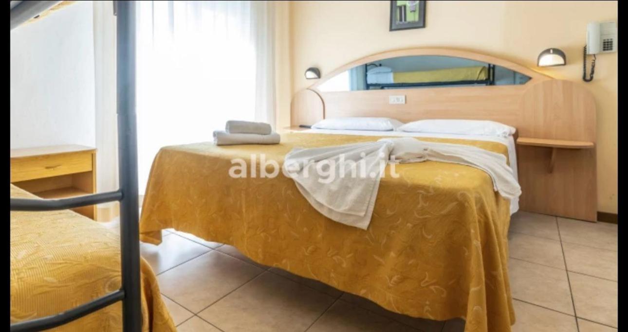 Hotel Sport Rimini Bagian luar foto
